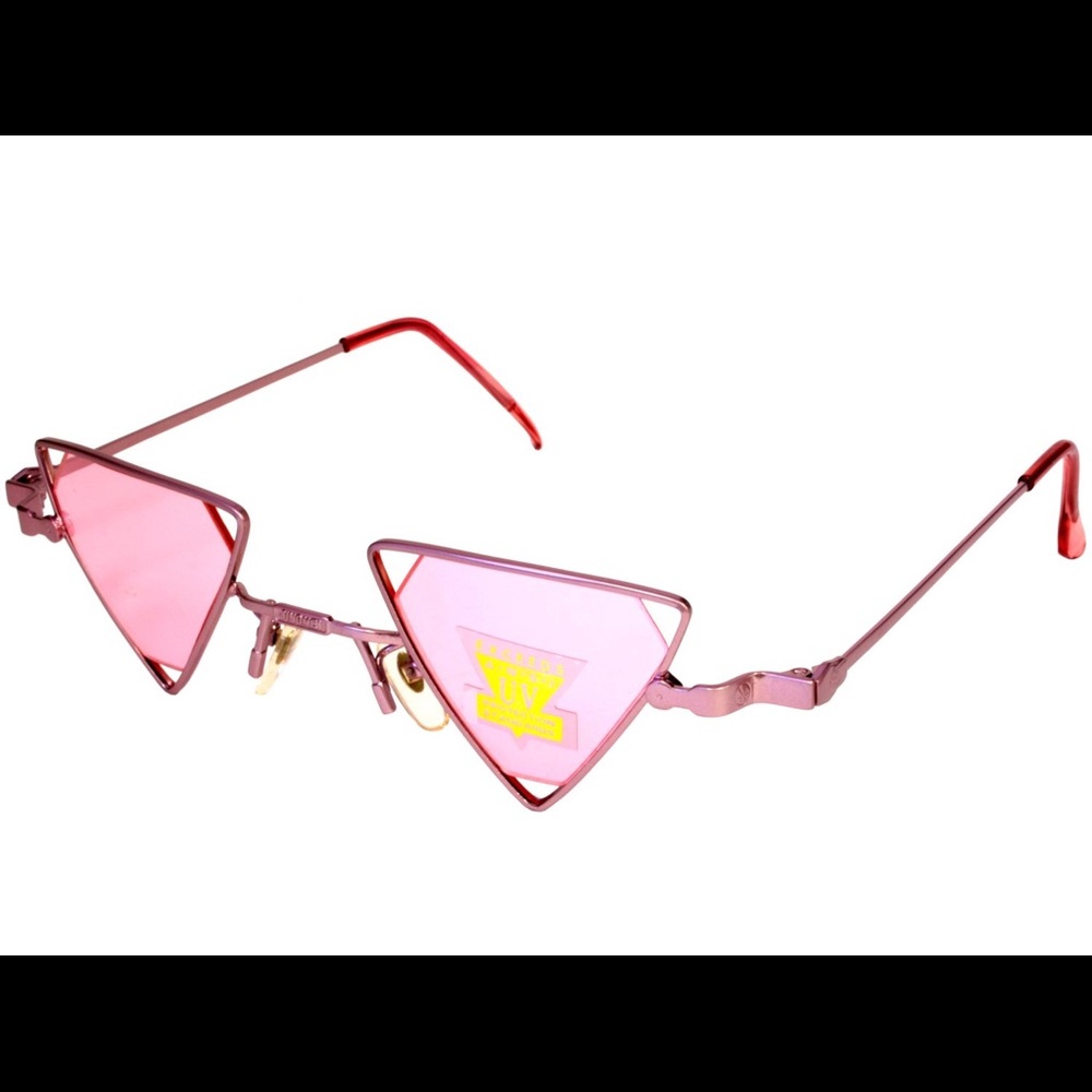 ❌SOLD❌Pink triangle sunglasses - Picture 2 of 3